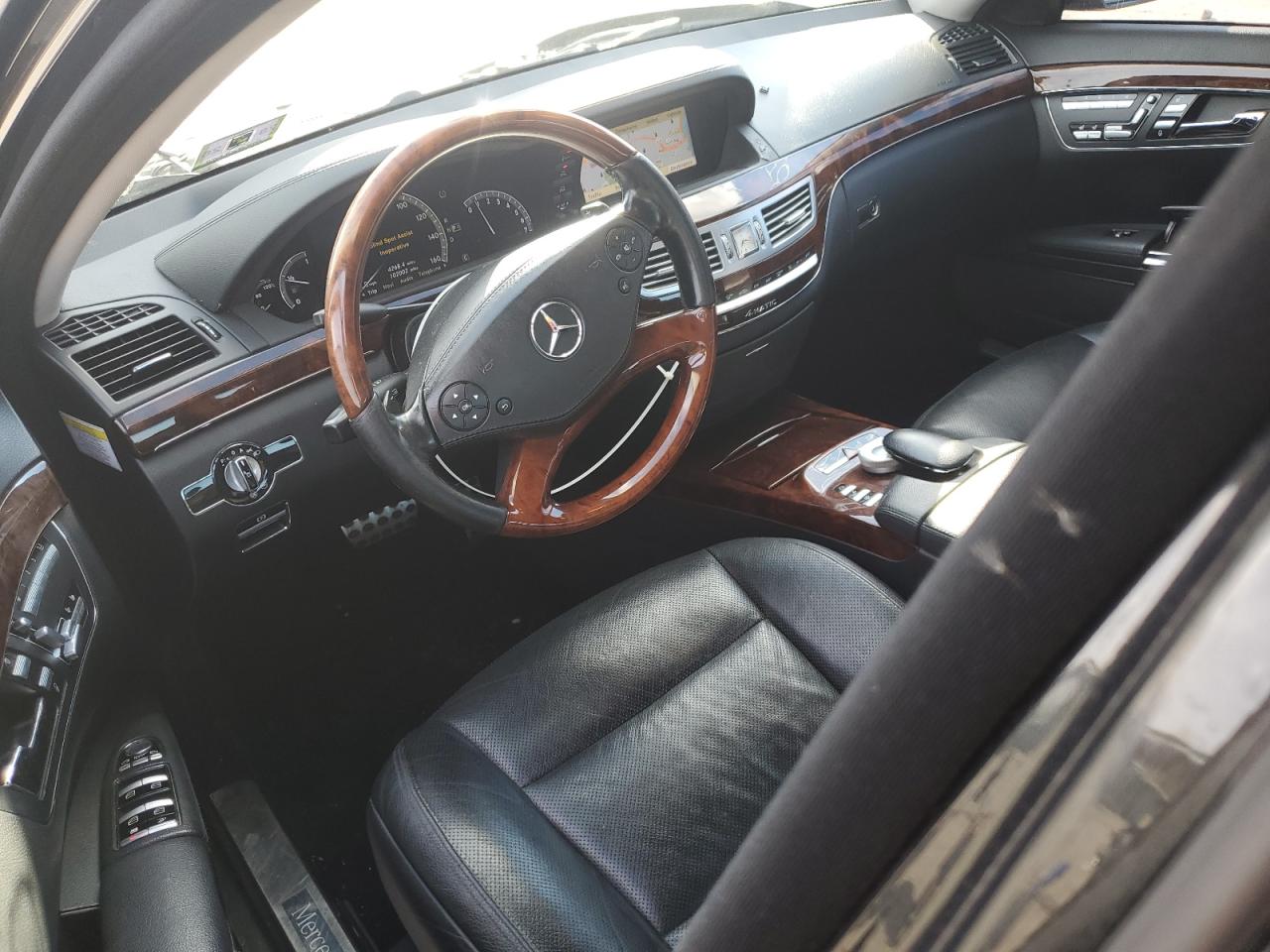 MERCEDES-BENZ S-CLASS 550 4MATIC