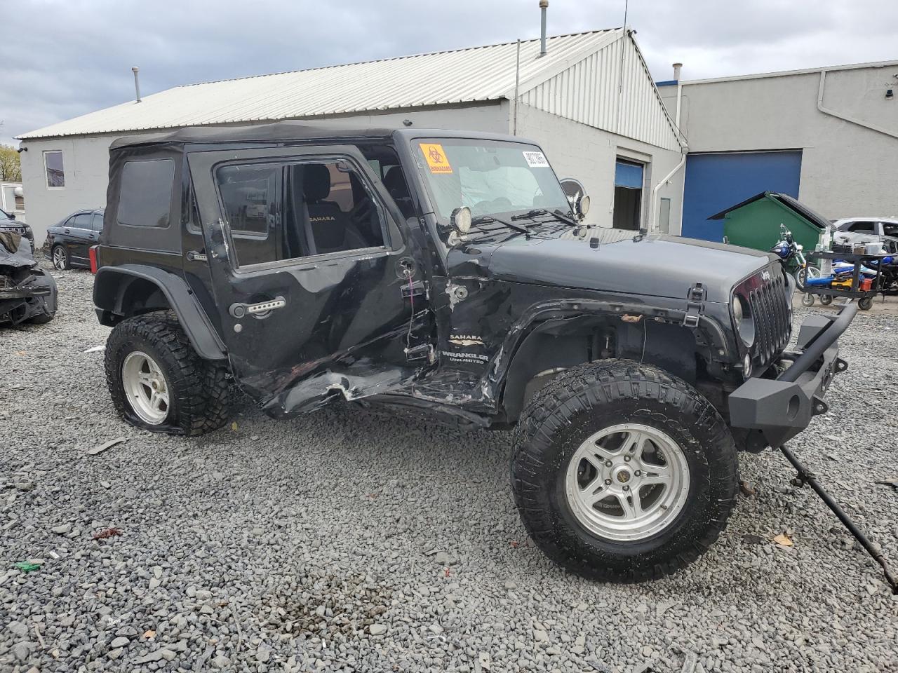 JEEP WRANGLER SAHARA