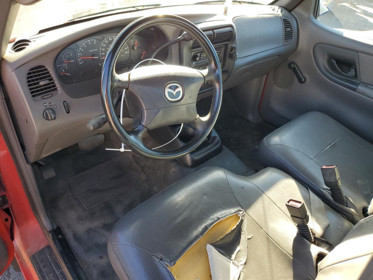 Lot #3305856306 2003 MAZDA B2300