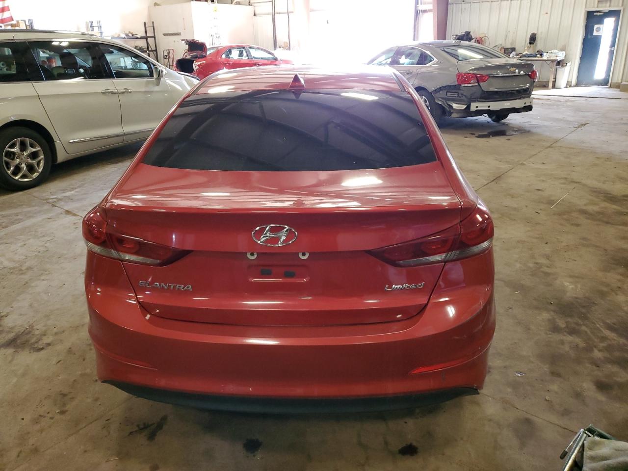 HYUNDAI ELANTRA SE