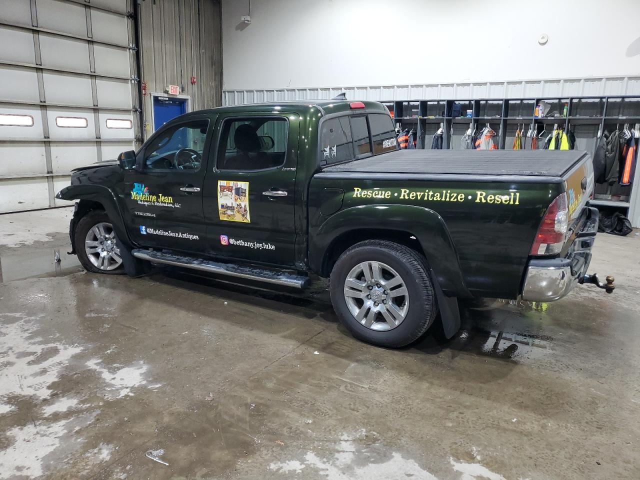 TOYOTA TACOMA DOUBLE CAB