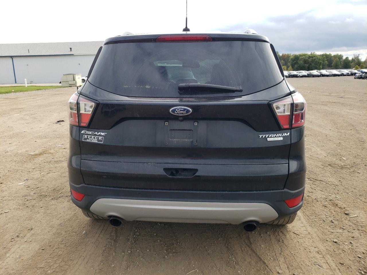 FORD ESCAPE TITANIUM