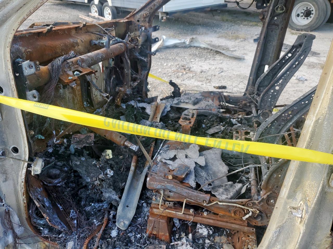 GMC SIERRA 1500 K1500 SLT