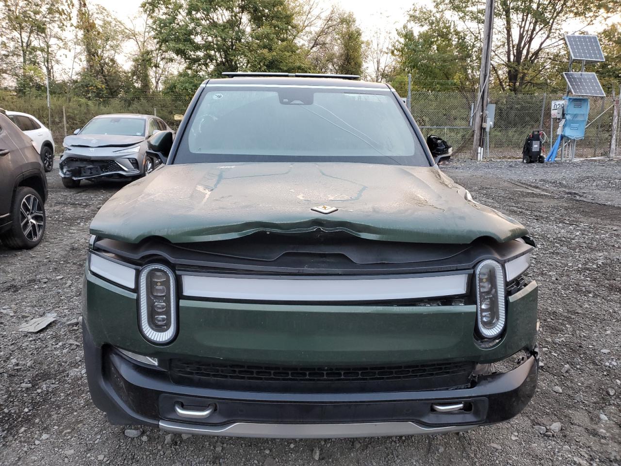 RIVIAN R1S LAUNCH EDITION