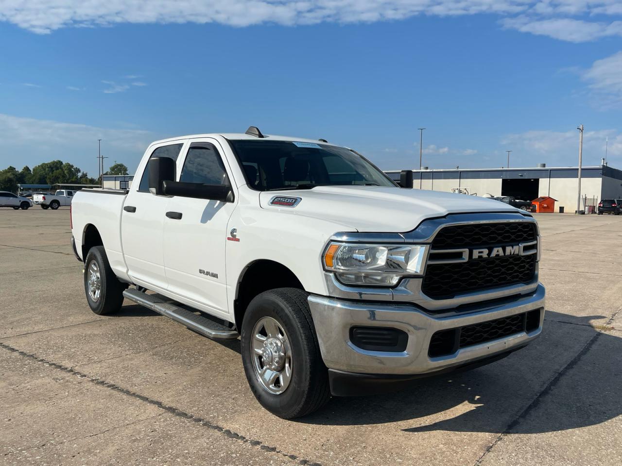 RAM 2500 TRADESMAN