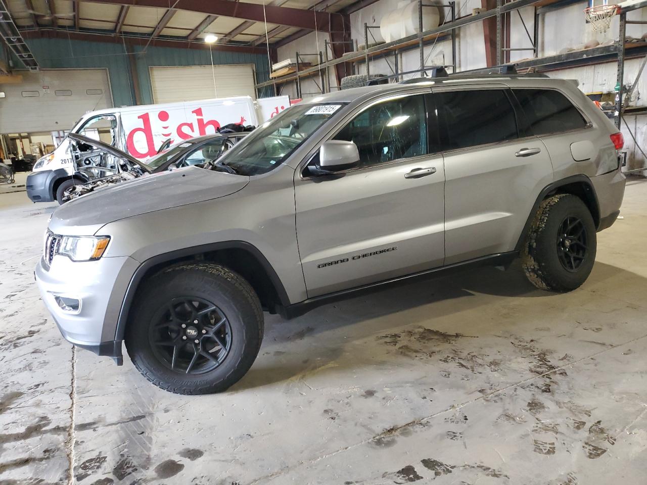 JEEP GRAND CHEROKEE LAREDO