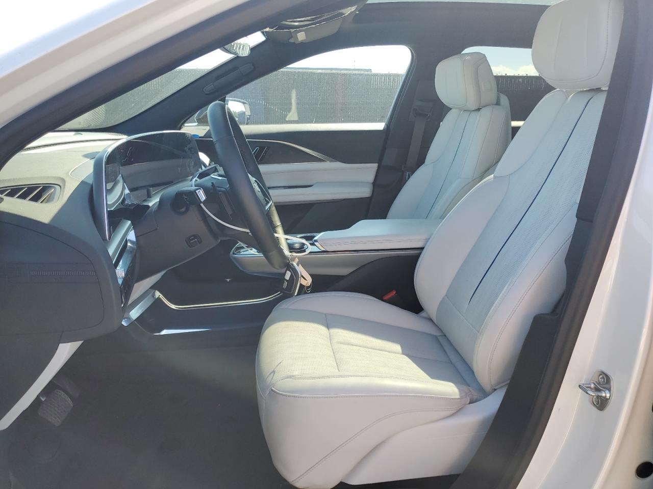 CADILLAC LYRIQ LUXURY