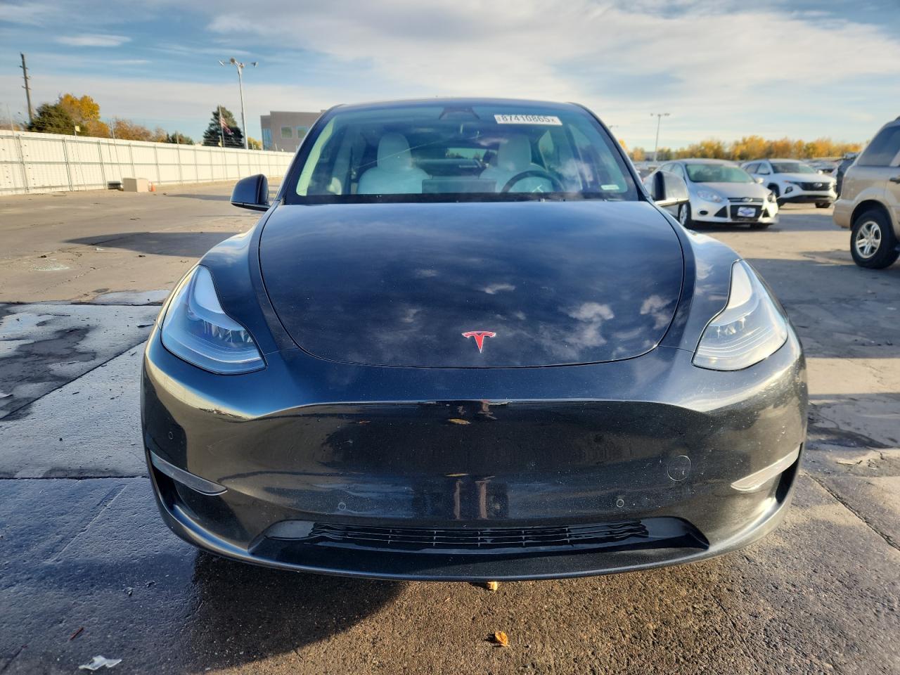 TESLA MODEL Y