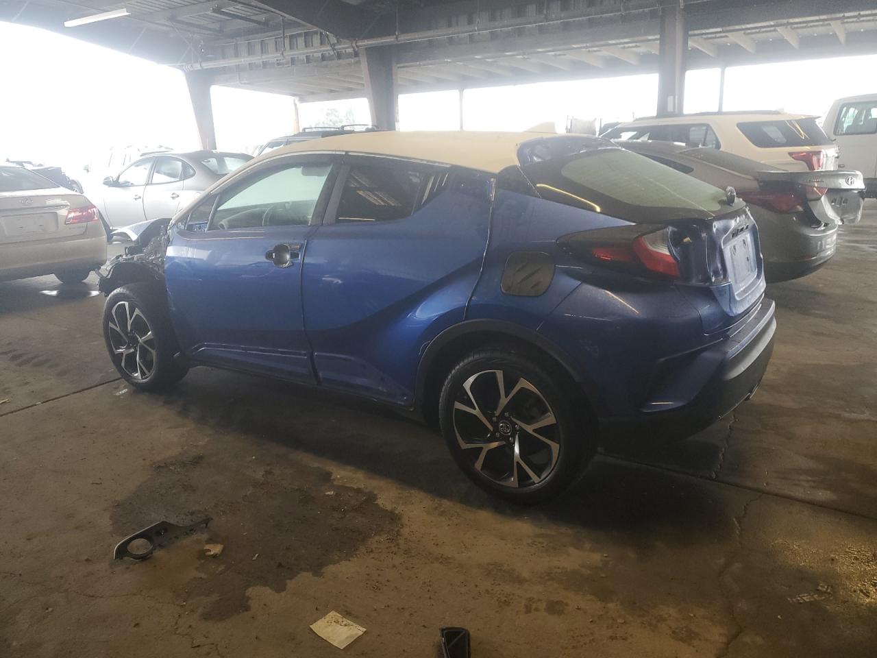TOYOTA C-HR XLE