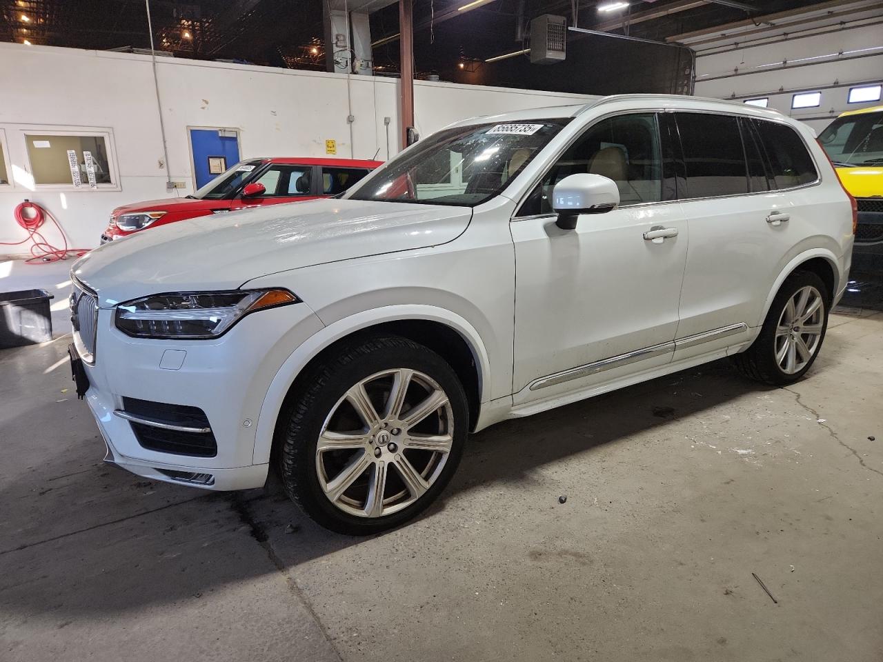 VOLVO XC90 T6