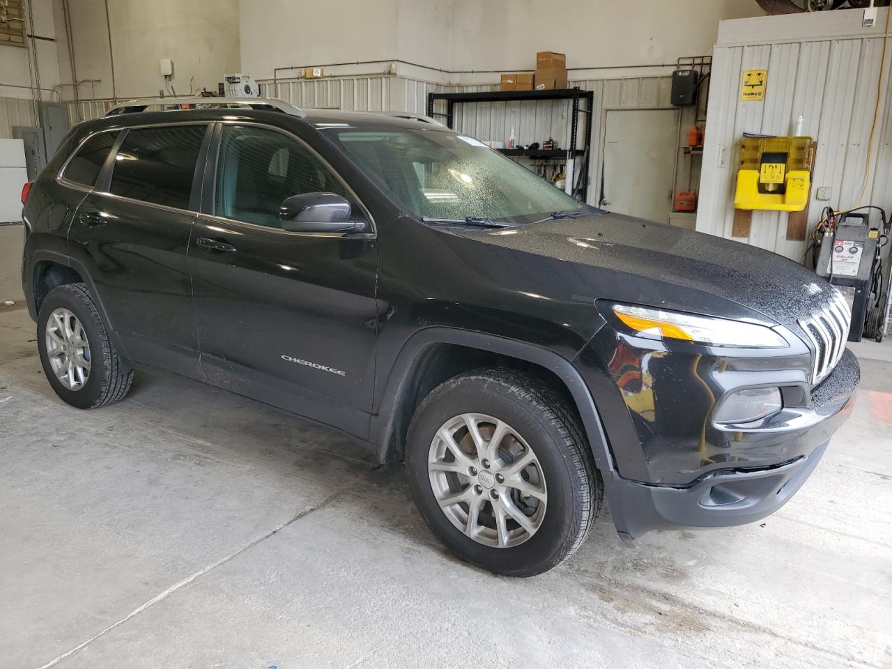 JEEP GRAND CHEROKEE LATITUDE