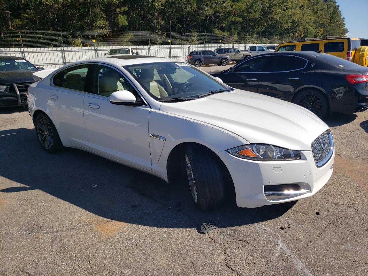 JAGUAR XF