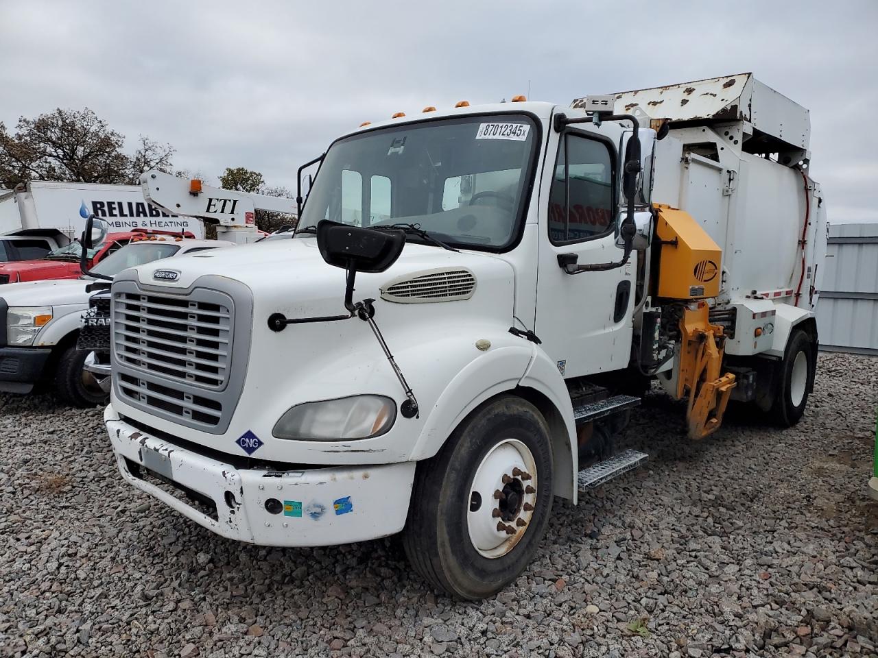 Lot #3287466008 2015 FREIGHTLINER M2 112 MED