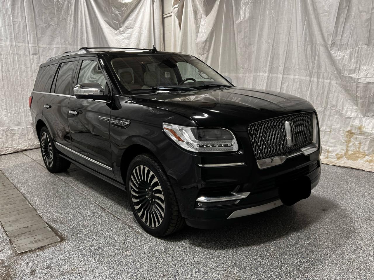 LINCOLN NAVIGATOR BLACK LABEL