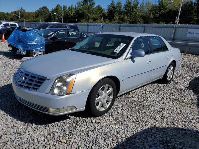 CADILLAC DTS
