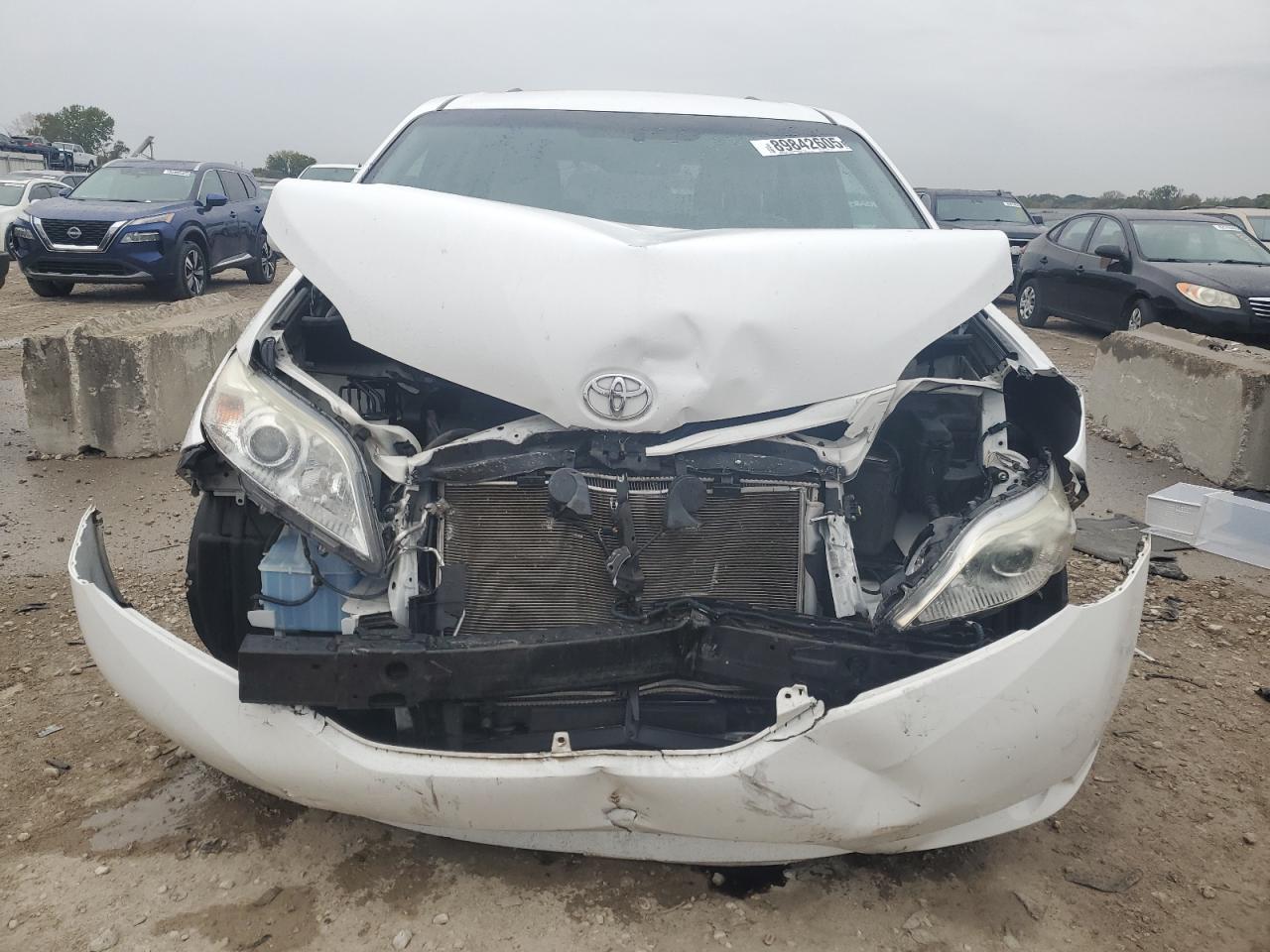 Lot #3281843488 2015 TOYOTA SIENNA LE