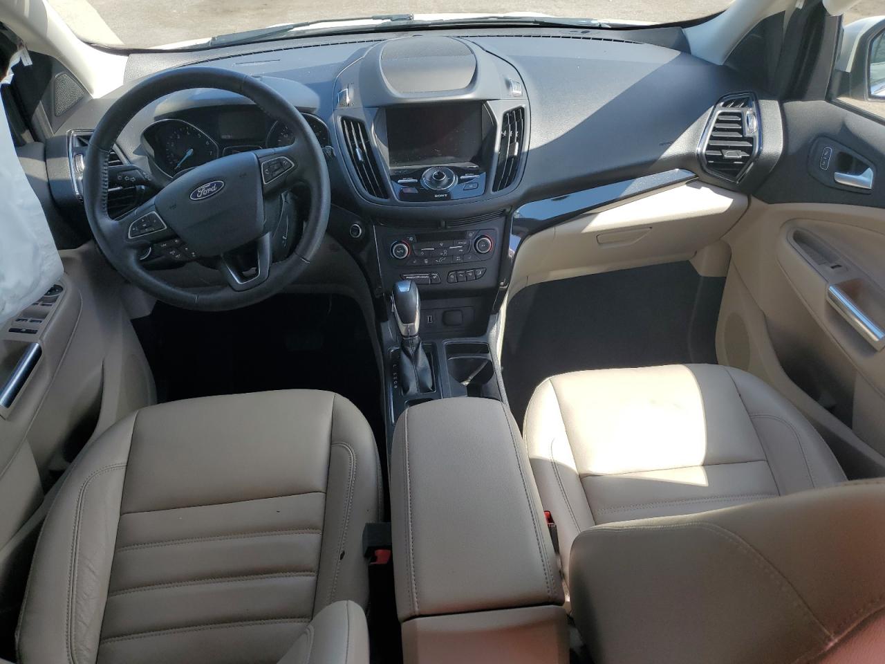 FORD ESCAPE TITANIUM