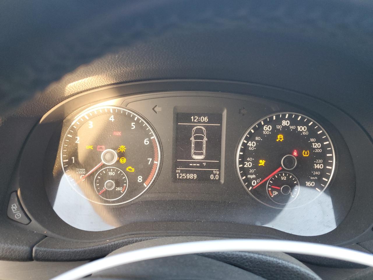 VOLKSWAGEN PASSAT SE