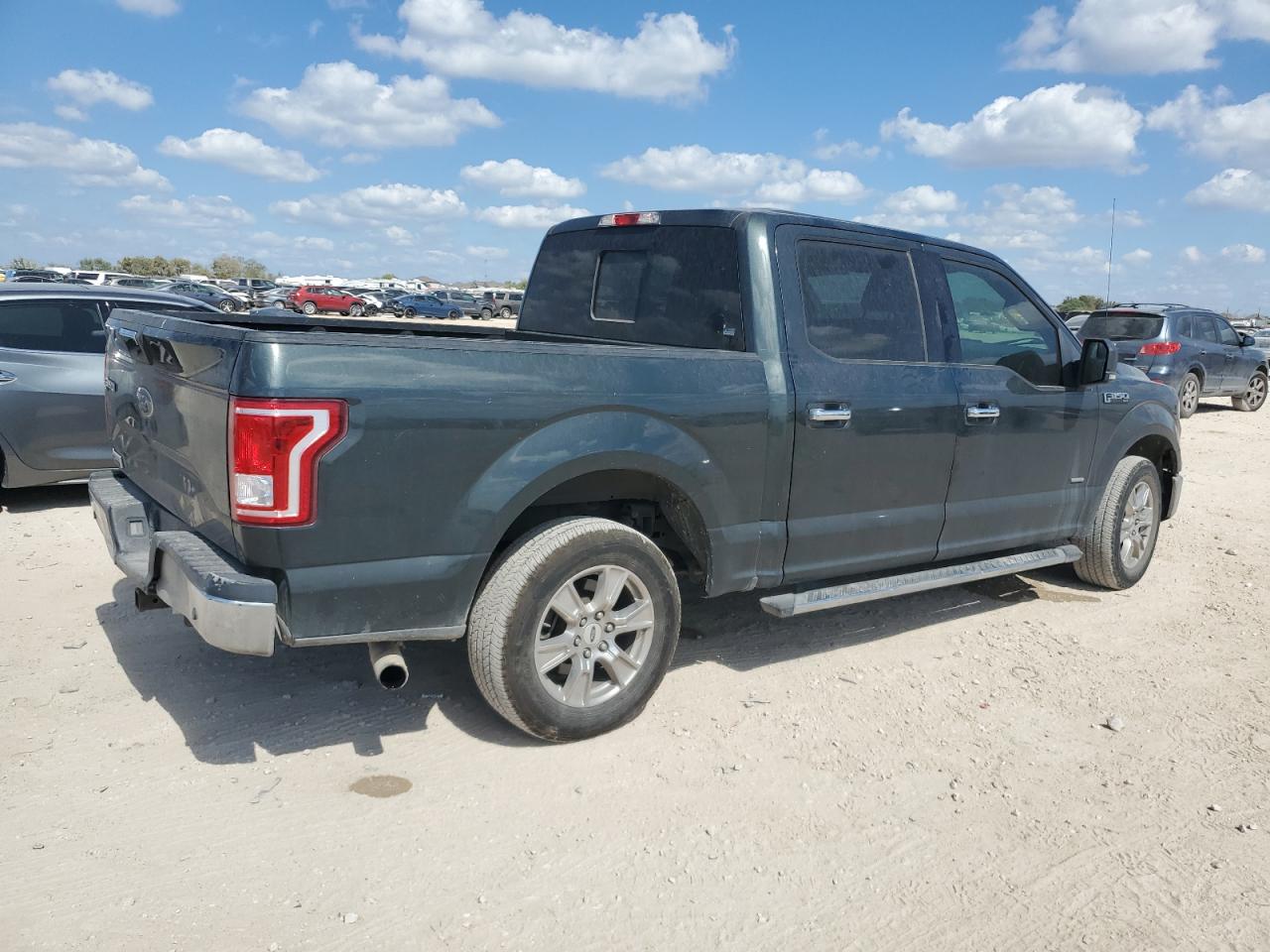 FORD F-150 SUPERCREW
