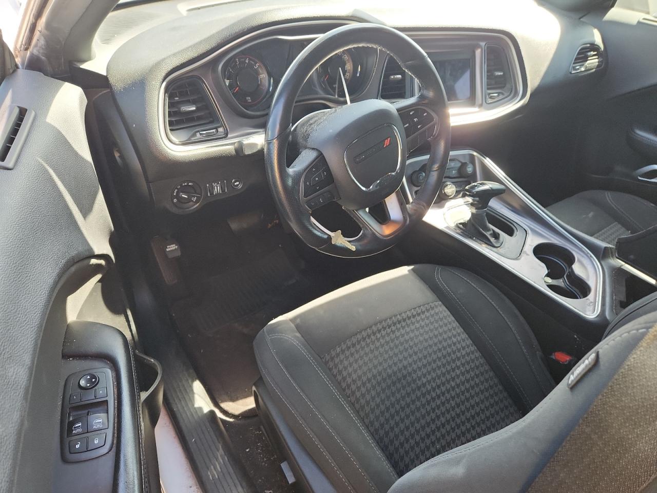 DODGE CHALLENGER SXT