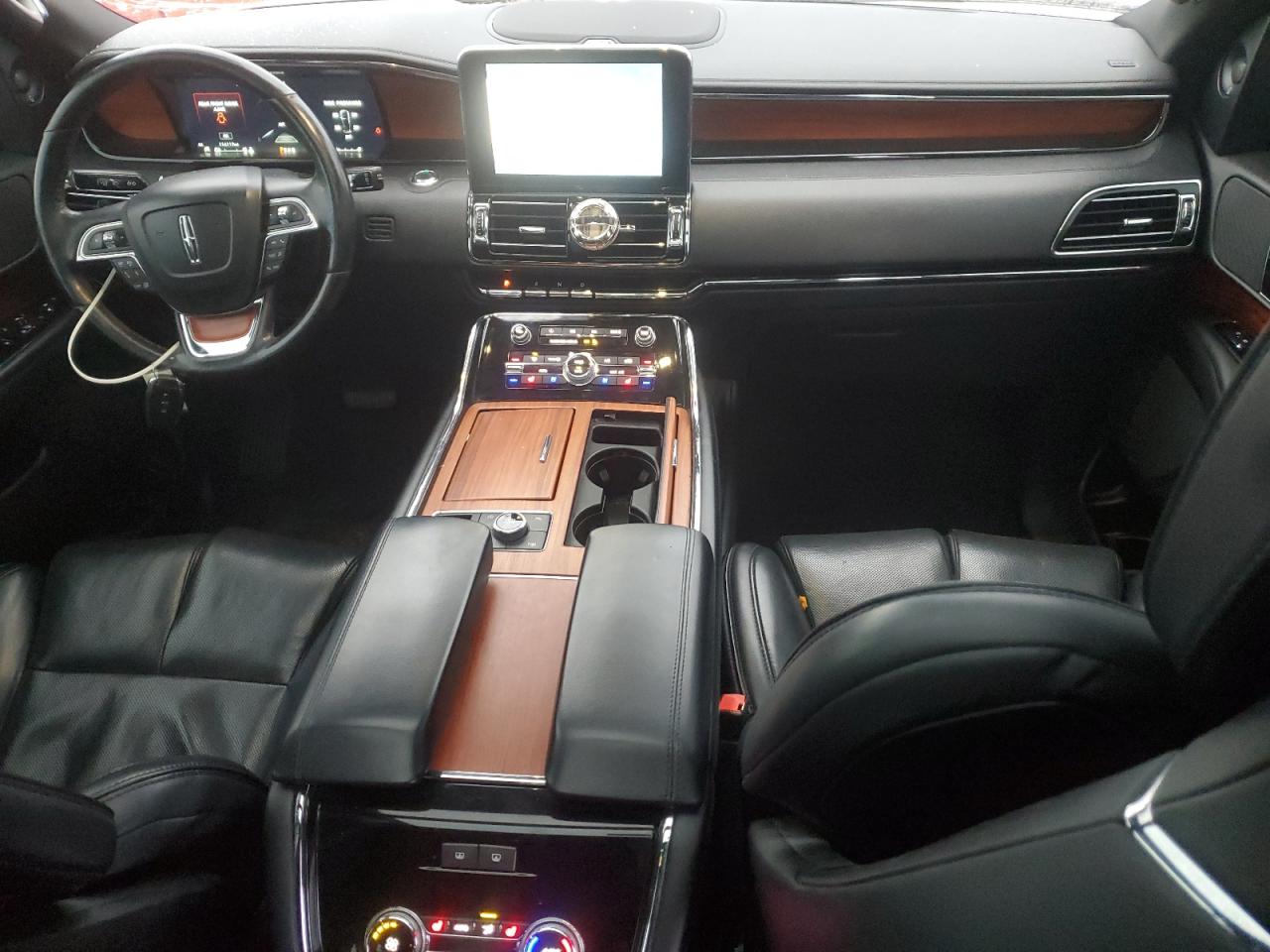 Lot #3316695158 2019 LINCOLN NAVIGATOR