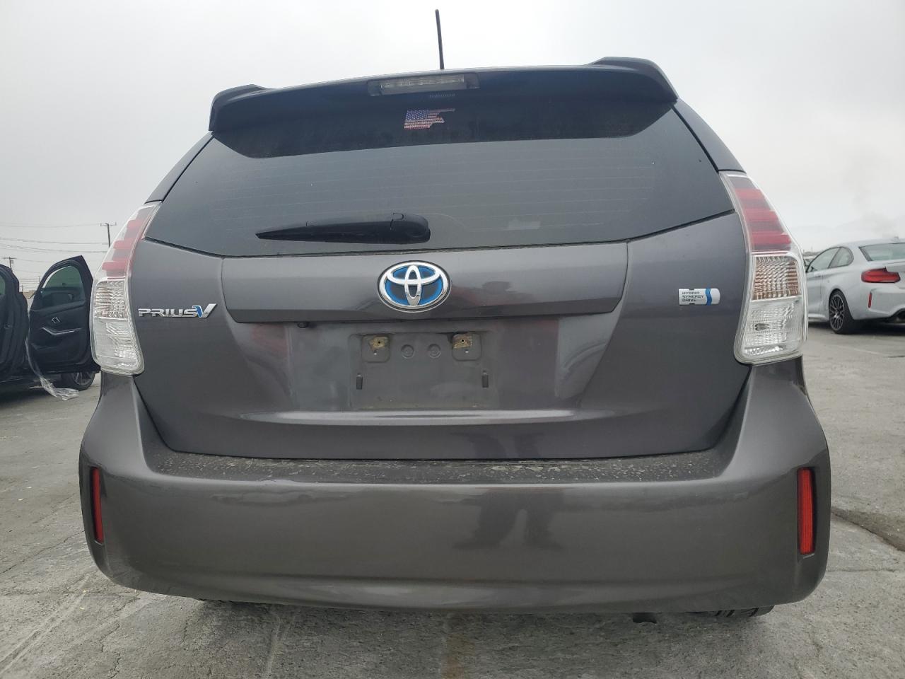 Lot #3317966911 2015 TOYOTA PRIUS V