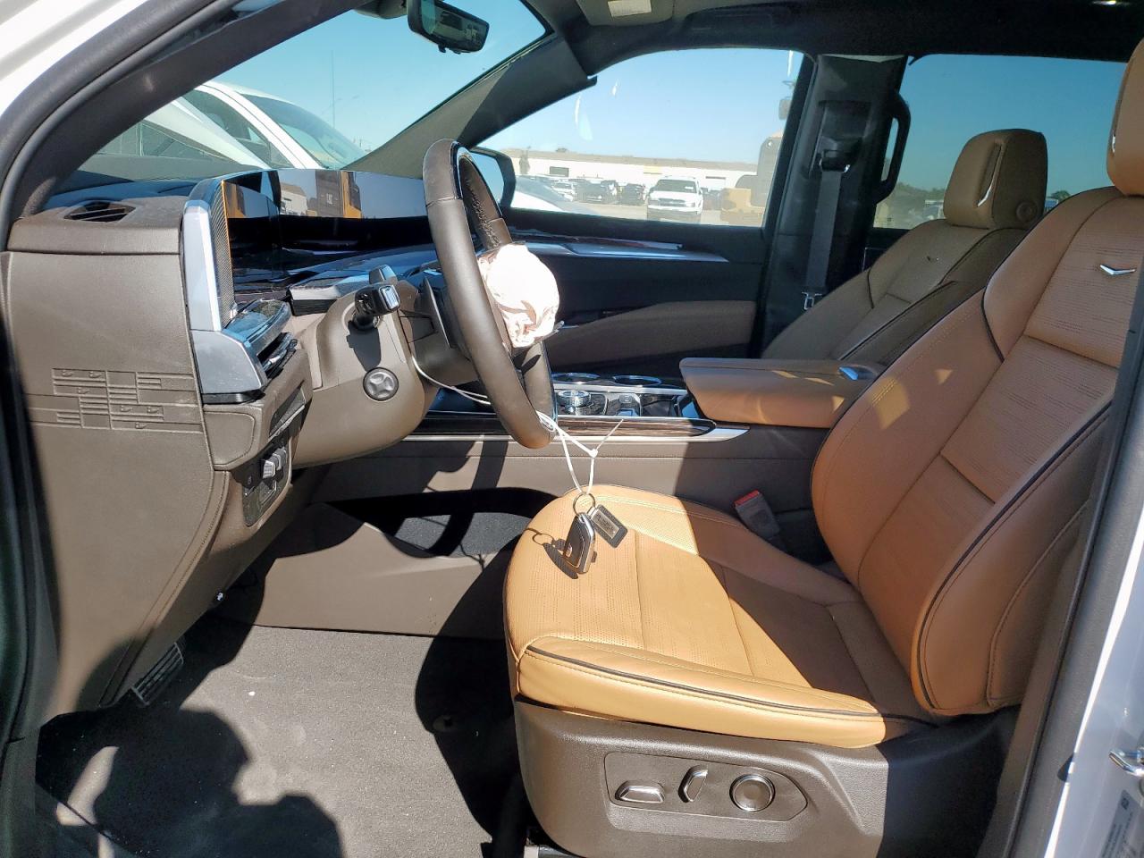CADILLAC ESCALADE PREMIUM LUXURY