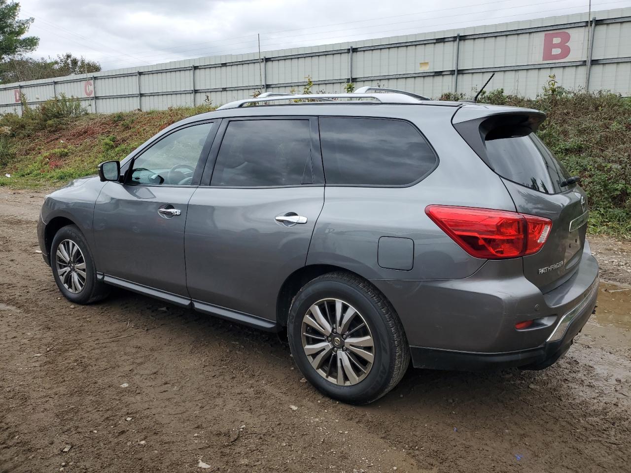 Lot #3317798081 2018 NISSAN PATHFINDER