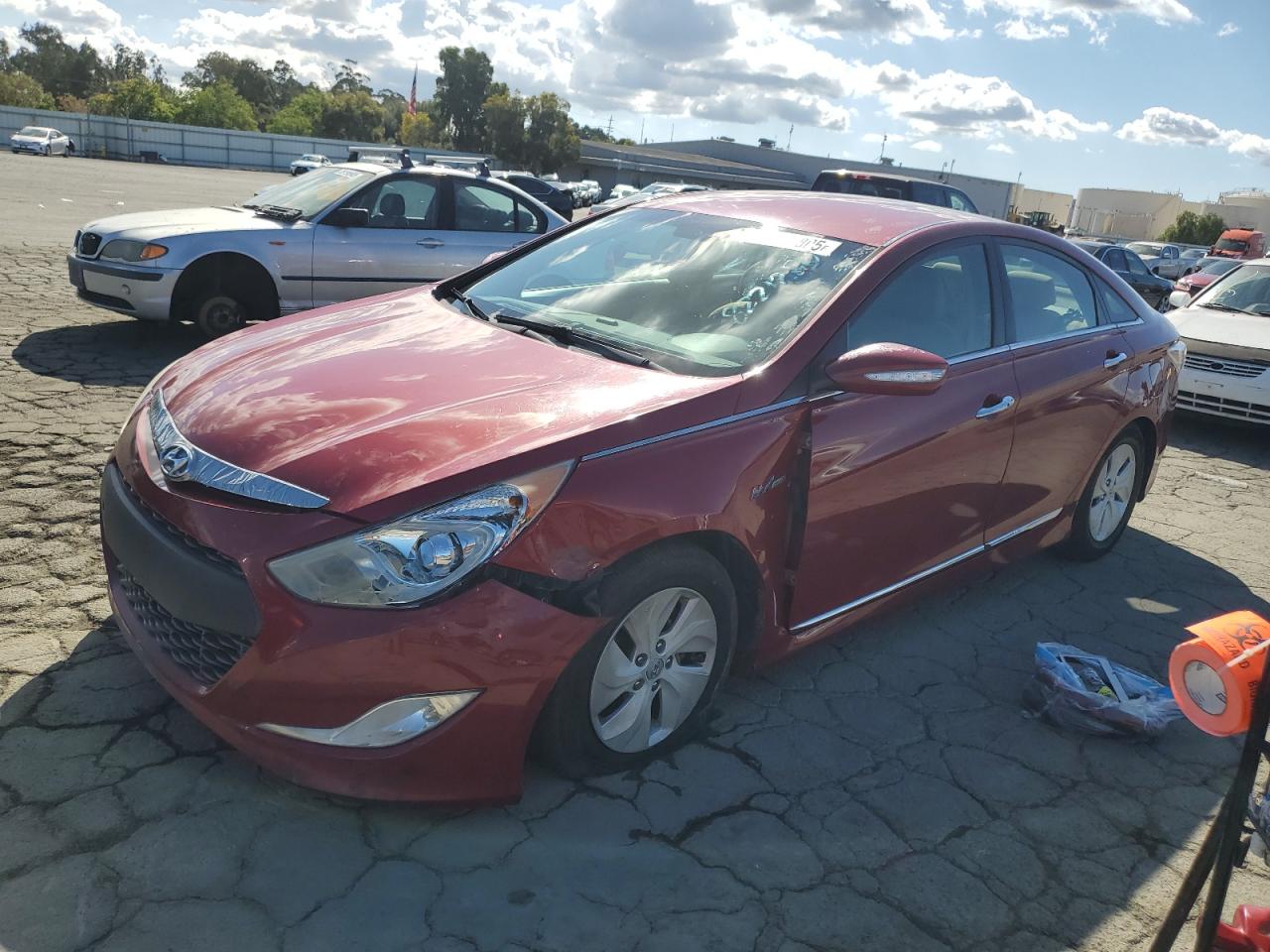 HYUNDAI SONATA HYBRID