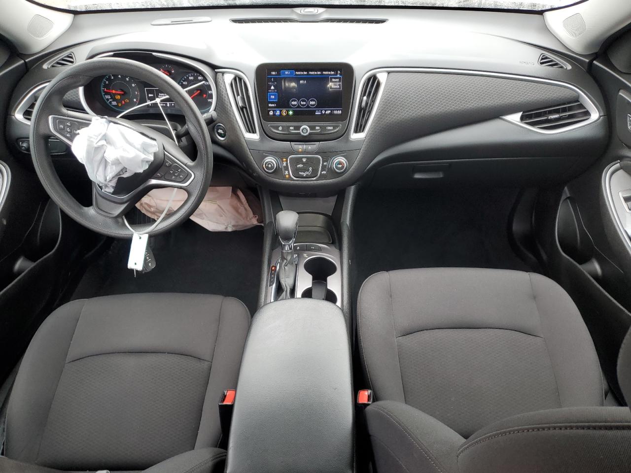 Lot #3308388303 2023 CHEVROLET MALIBU LS