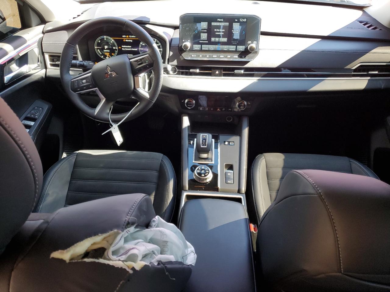 MITSUBISHI OUTLANDER SE