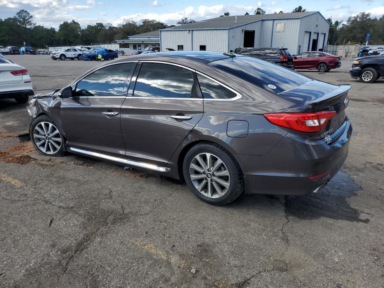 HYUNDAI SONATA SPORT