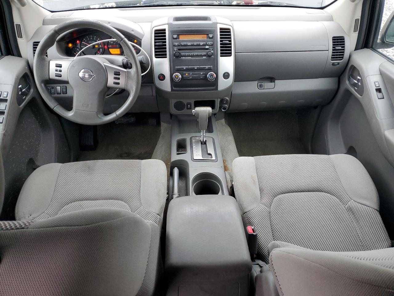 NISSAN FRONTIER S