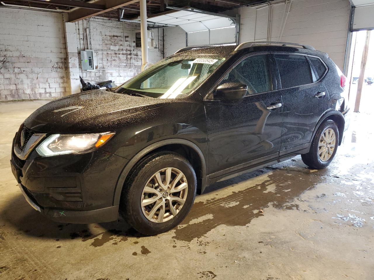 Lot #3315968109 2019 NISSAN ROGUE S