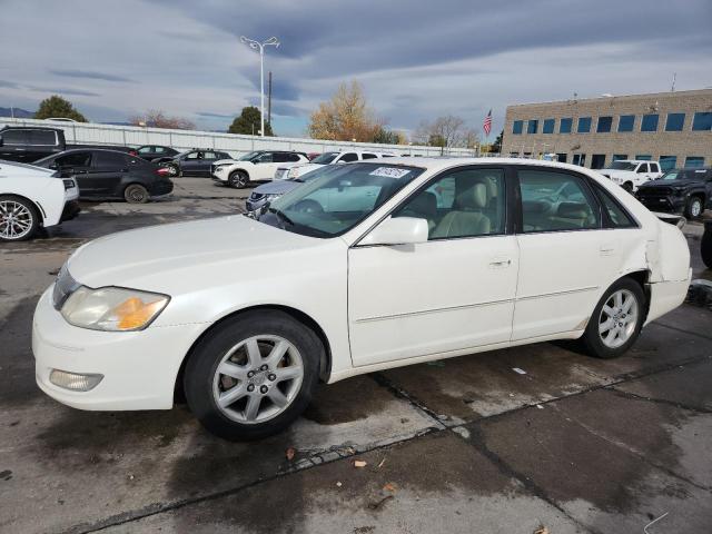 Global Auto Auctions: 2000 TOYOTA AVALON XL