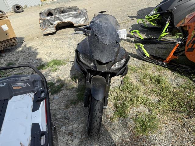 2024 YAMAHA YZFR3 A MH3RH18N6RK003025