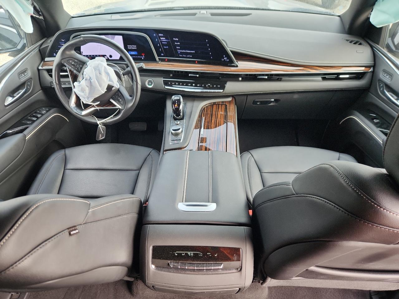 CADILLAC ESCALADE ESV LUXURY