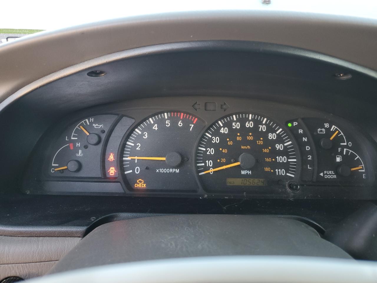 Lot #3290276205 2004 TOYOTA TUNDRA DOU