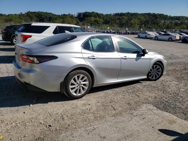 2022 TOYOTA CAMRY LE 4T1C11AK6NU704988