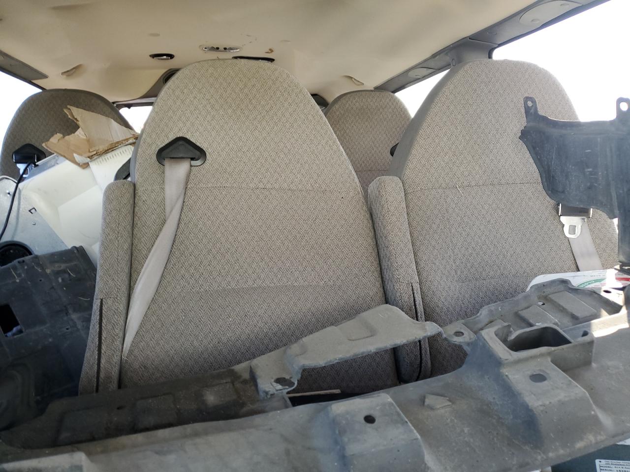 CHEVROLET EXPRESS LT