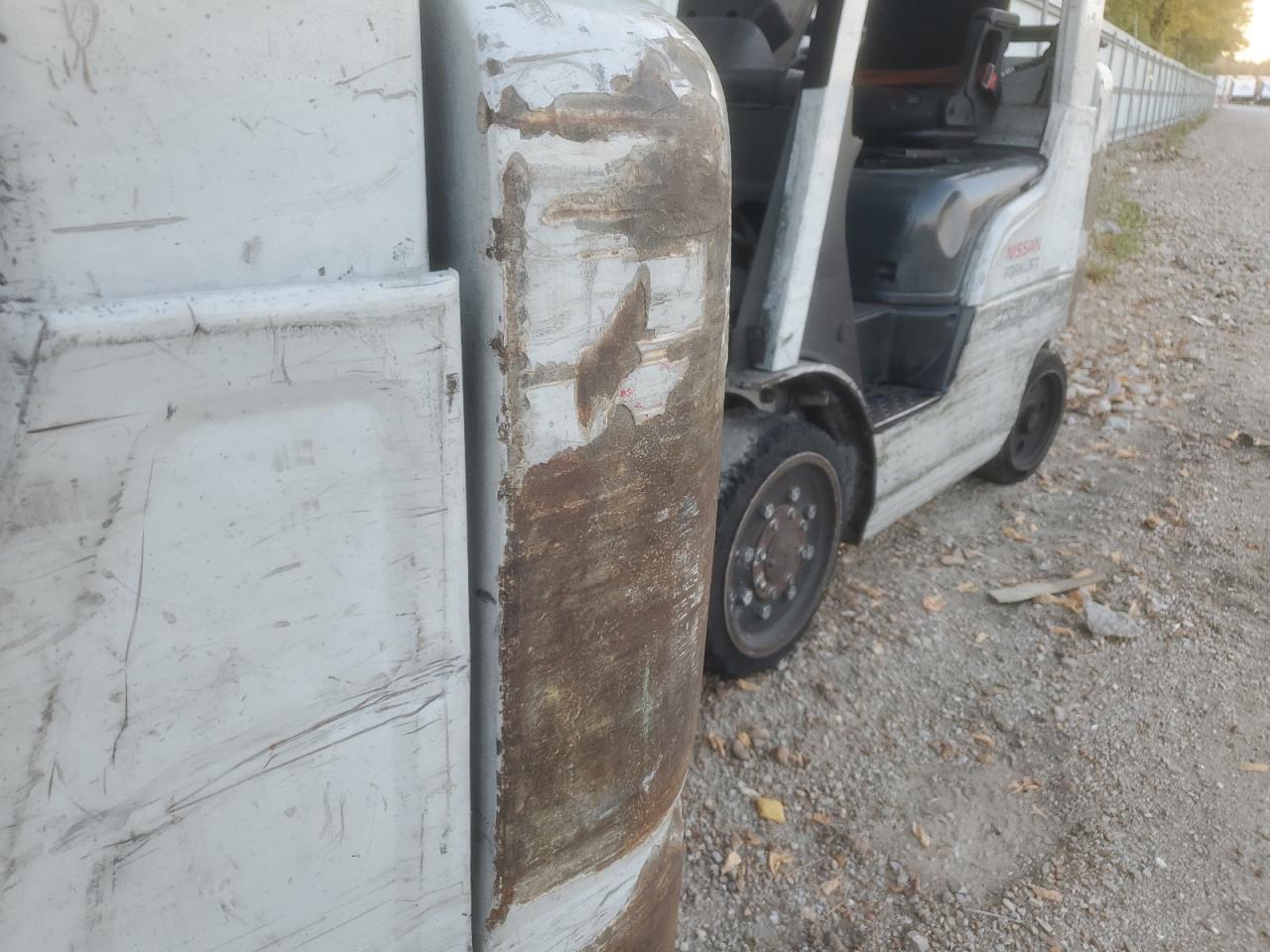 Lot #3290190206 2013 NISS FORKLIFT