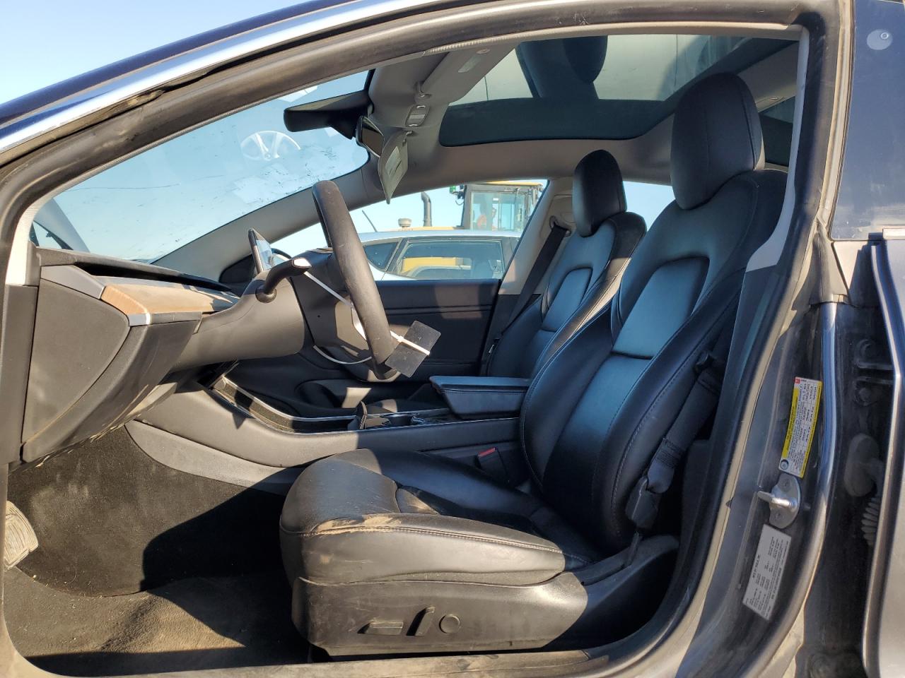 Lot #3311724240 2019 TESLA MODEL 3