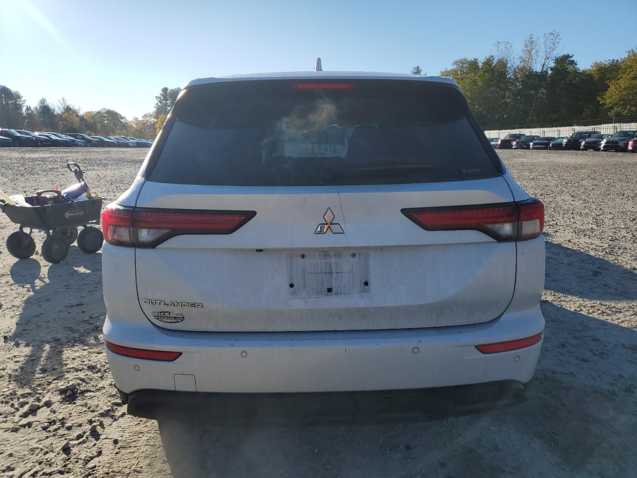 MITSUBISHI OUTLANDER ES