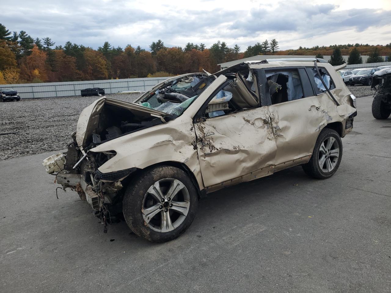 TOYOTA HIGHLANDER LIMITED