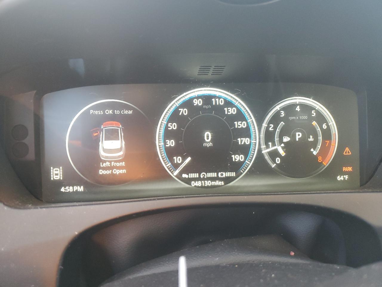 JAGUAR F-PACE R - SPORT