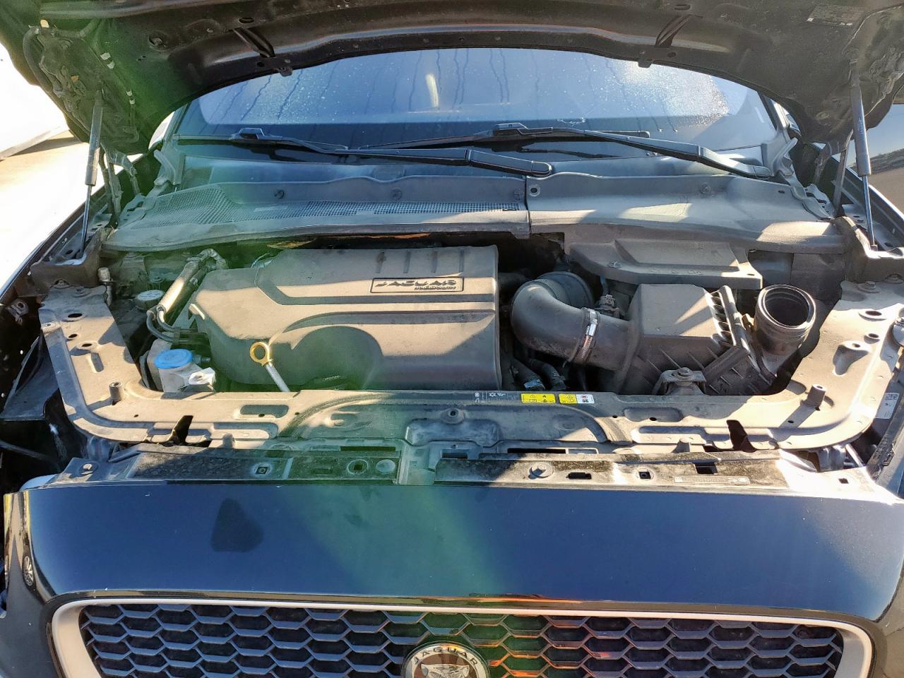 JAGUAR E-TYPE R-DYNAMIC S