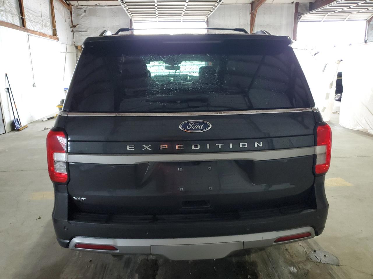 FORD EXPEDITION XLT