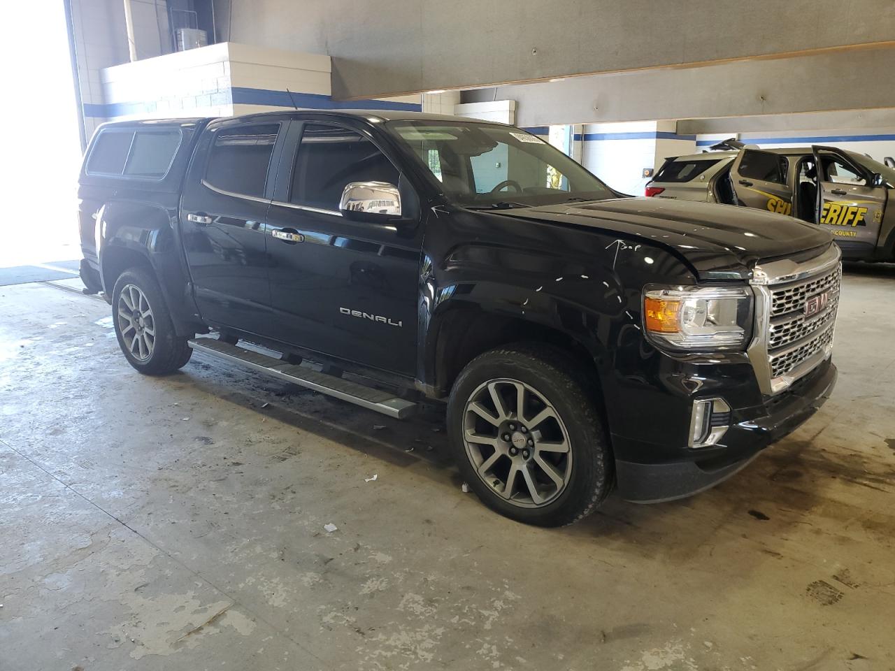 GMC CANYON DENALI