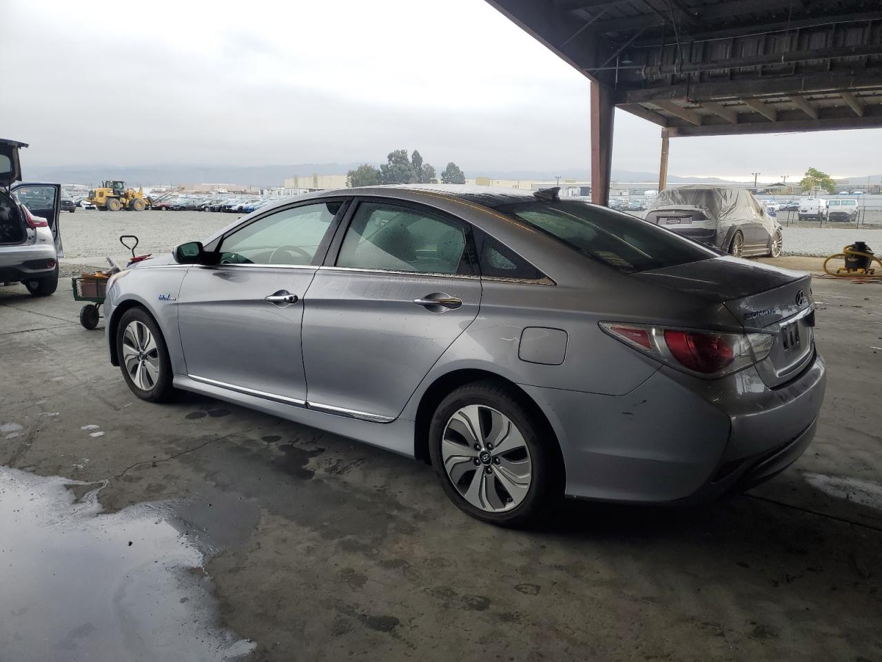 HYUNDAI SONATA HYBRID