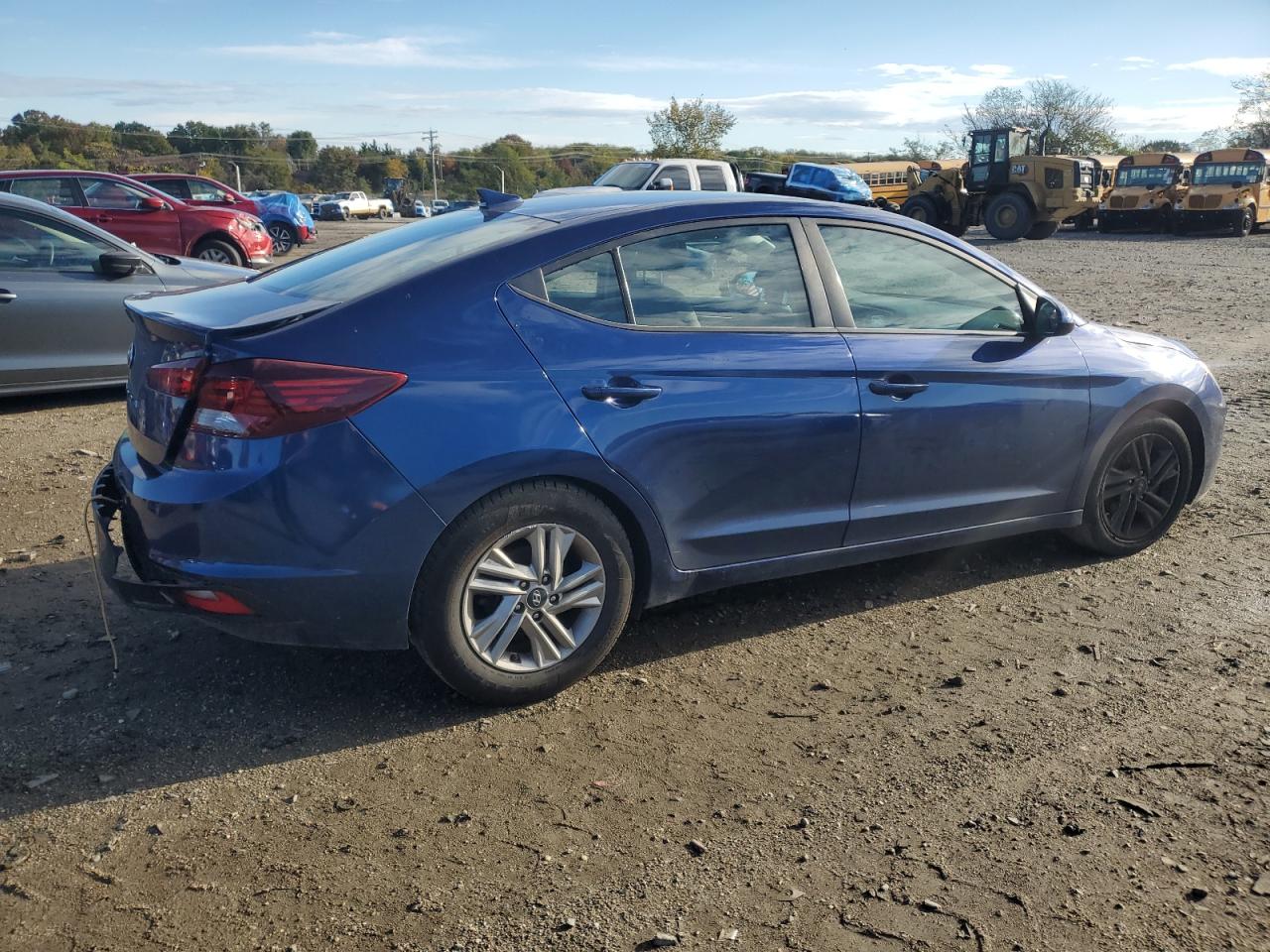 HYUNDAI ELANTRA SEL